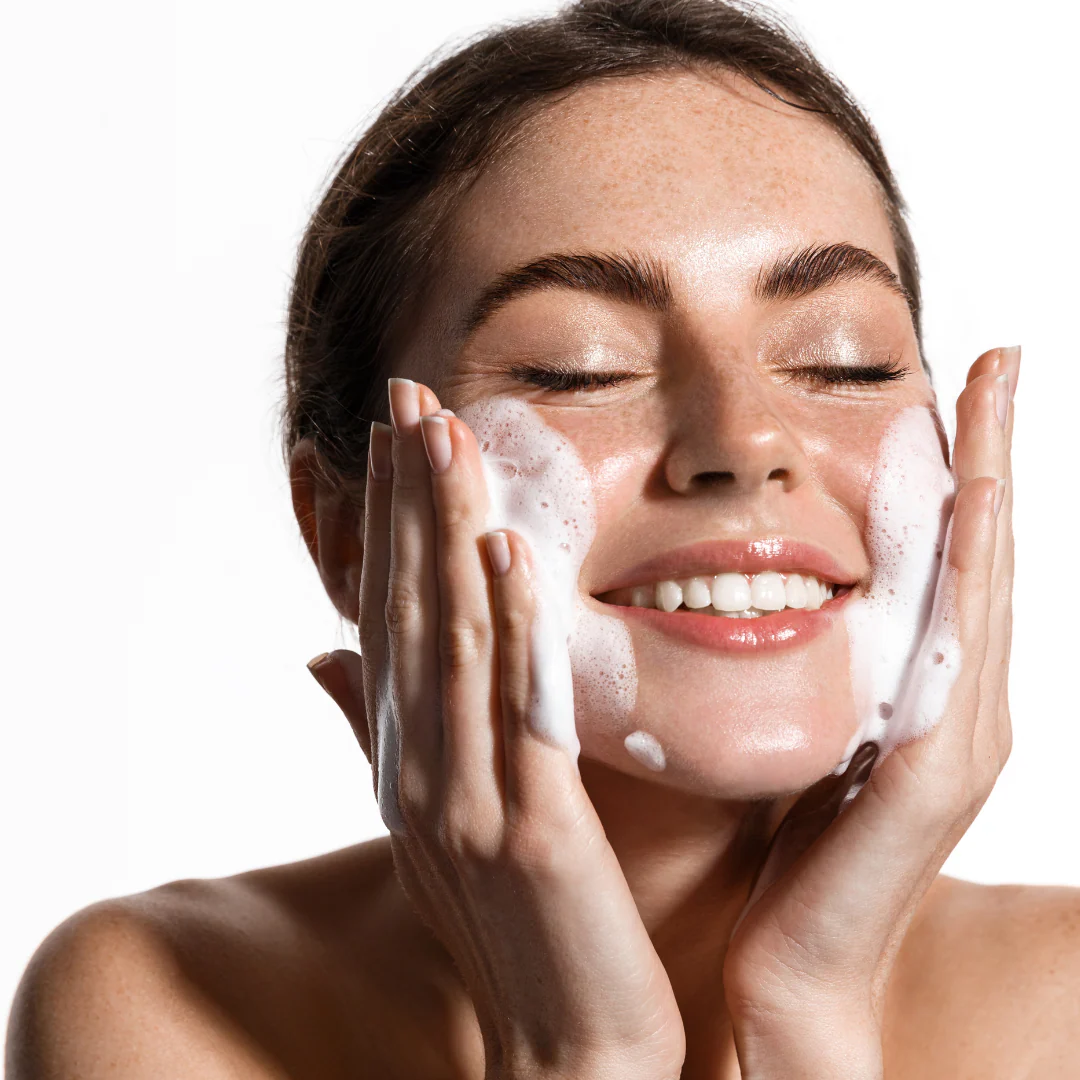 Skinbunny Facial Contouring System with Amino Acid Face Wash absolutely FREE - Image 7